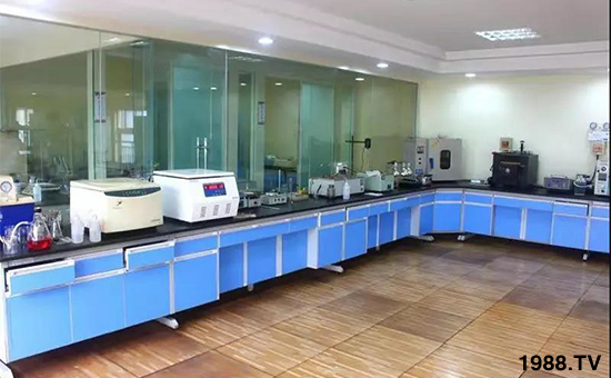 礦源黃腐酸鉀——精品肥！1公斤=8噸有機(jī)肥！新疆源頭直發(fā)?。?！