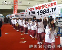 �r(n��ng)���W(w��ng)�F�һֱ��Ŭ����ǰ�M���_��߀���^�m(x��)