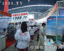 ���ݷ��ϕ�������Ӱ���̵İ�ɫ��â�đ�(zh��n)�