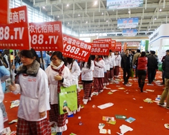 2013�Ͼ�ֲ���p���������r(n��ng)����Ӣ���F(xi��n)��ɫ