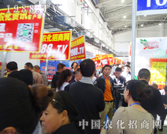 ��7���L(zh��ng)�����ϕ�(hu��)��һ�z��ƈ����Ⱥ��